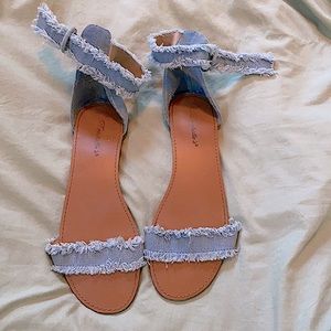 DENIM FRINGE SANDALS
